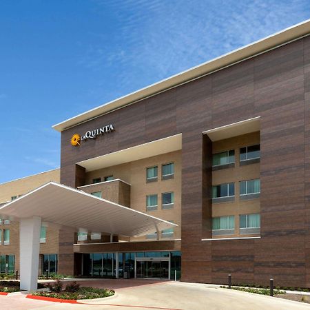 La Quinta Inn & Suites By Wyndham Round Rock Near Kalahari Buitenkant foto