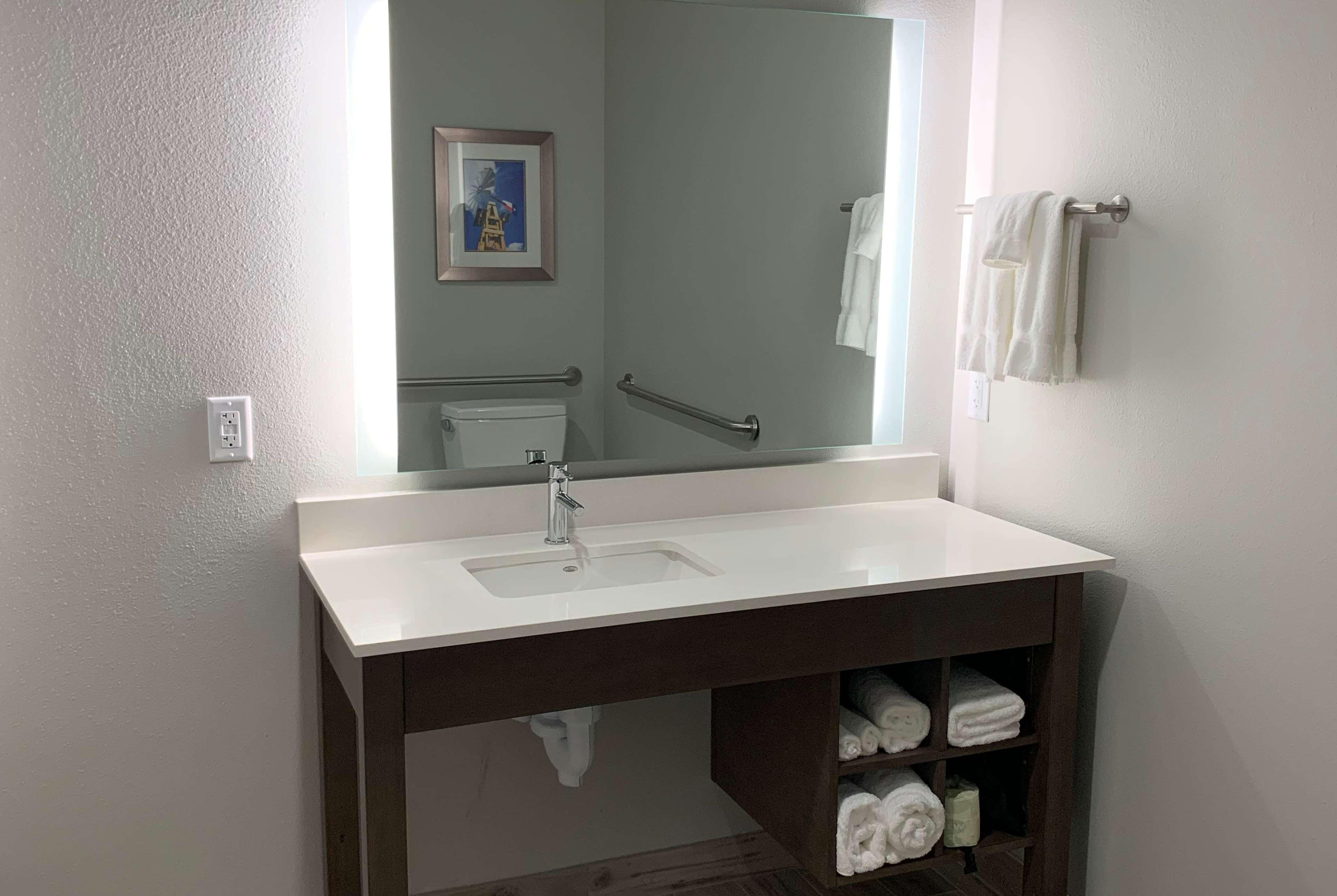 La Quinta Inn & Suites By Wyndham Round Rock Near Kalahari Buitenkant foto