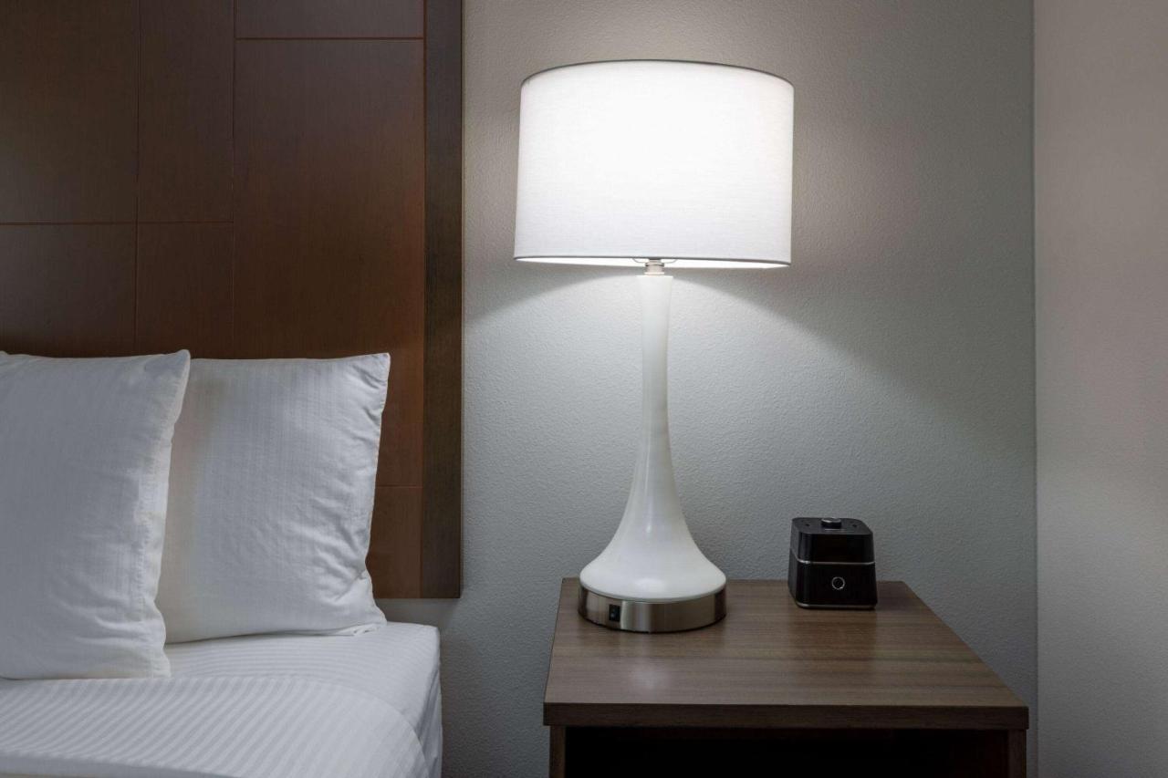 La Quinta Inn & Suites By Wyndham Round Rock Near Kalahari Buitenkant foto
