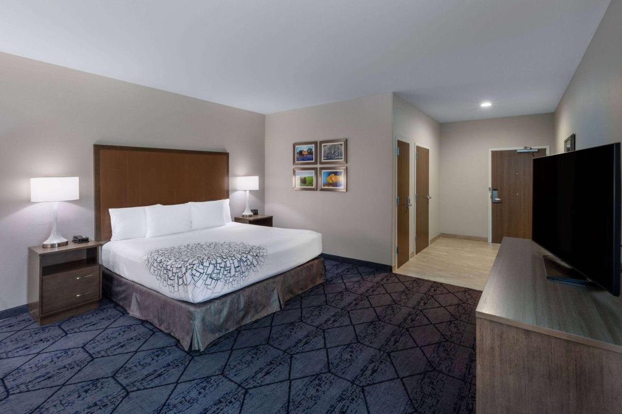 La Quinta Inn & Suites By Wyndham Round Rock Near Kalahari Buitenkant foto