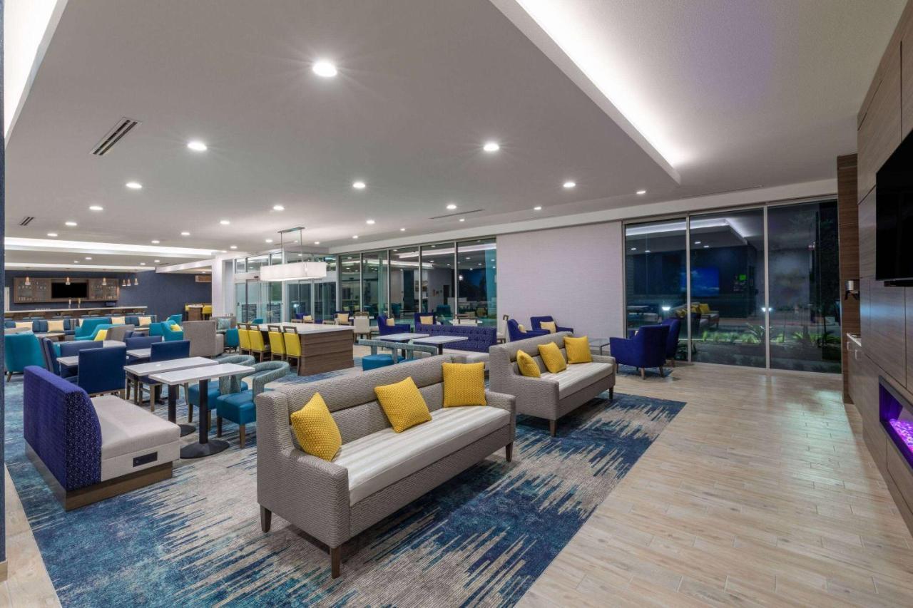 La Quinta Inn & Suites By Wyndham Round Rock Near Kalahari Buitenkant foto