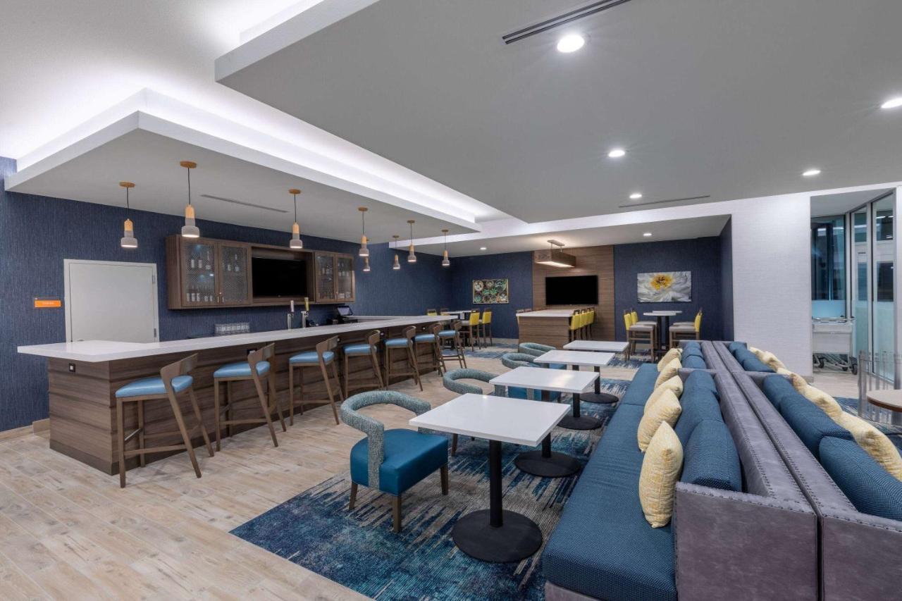 La Quinta Inn & Suites By Wyndham Round Rock Near Kalahari Buitenkant foto